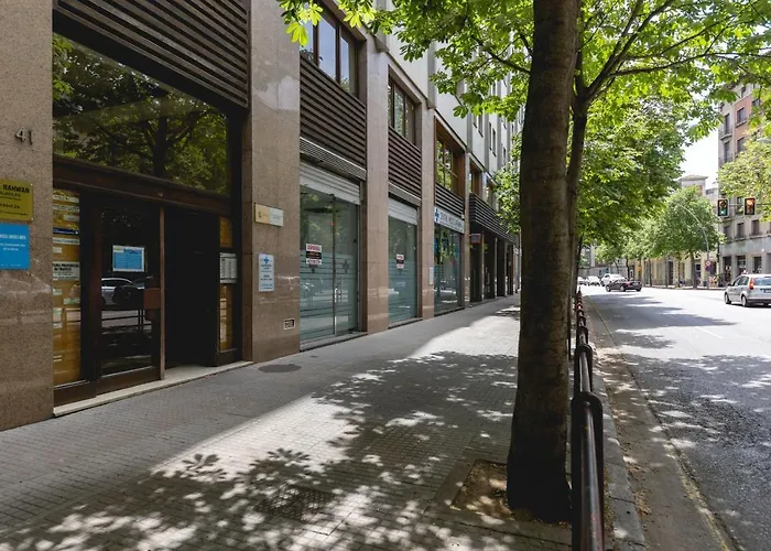 Bravissimo Sirenes, 2-bedroom * Girona