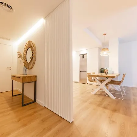 Apartman Bravissimo Sirenes, 2-bedroom Girona